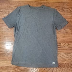 Vuori Men’s Strato Tech Tee in grey green heather (size S)